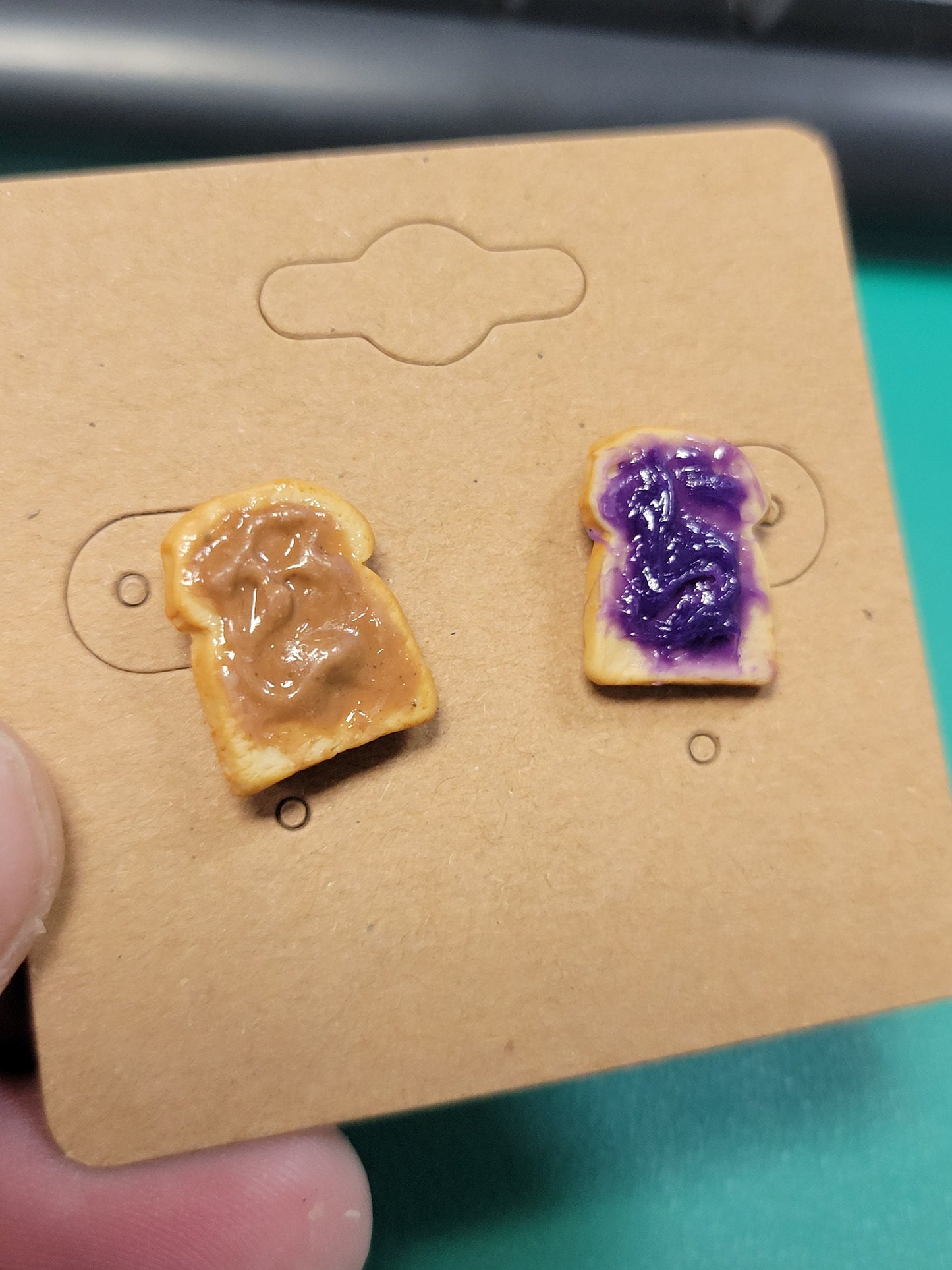 Peanut butter and jelly stud earrings - bread slices