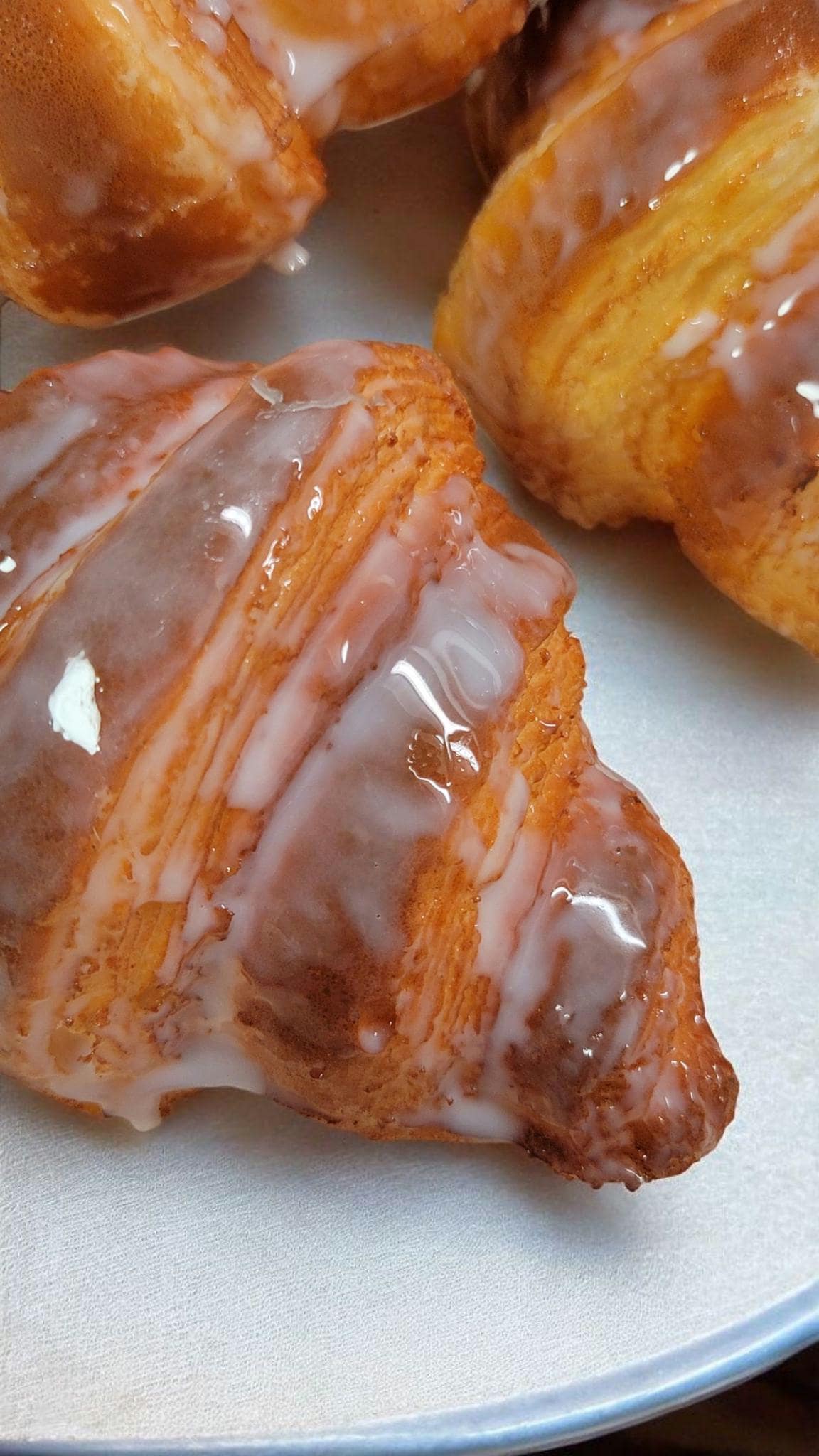 Zero calorie faux glazed croissant - set of 3