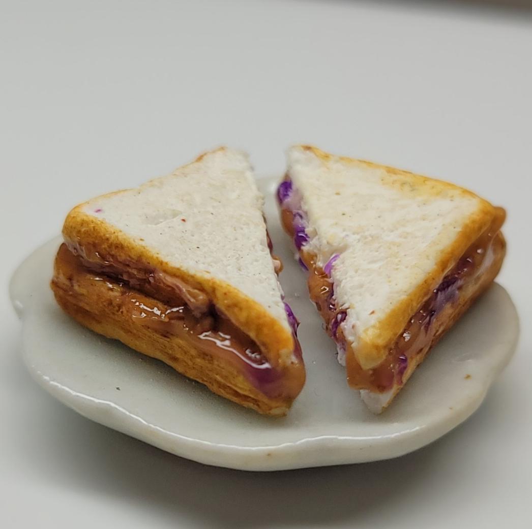 Peanut butter and jelly stud earrings