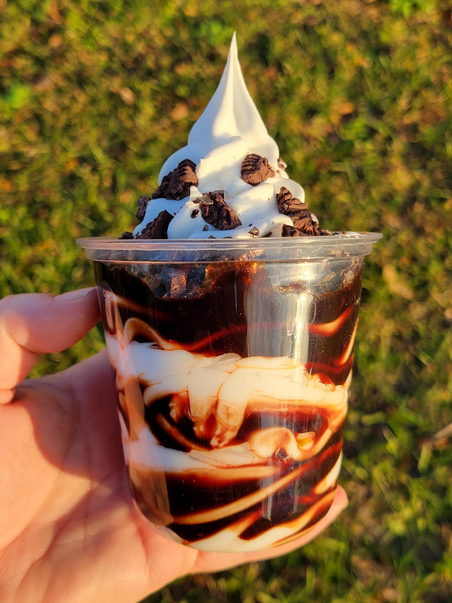 Zero calorie faux hot fudge sundae