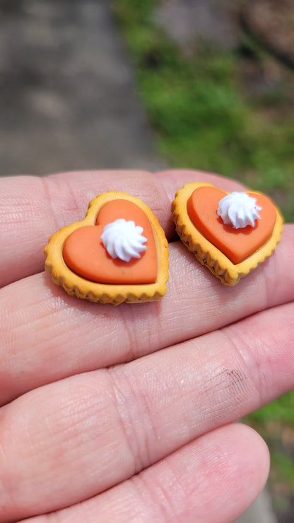 Heart shaped pumpkin pie stud earrings