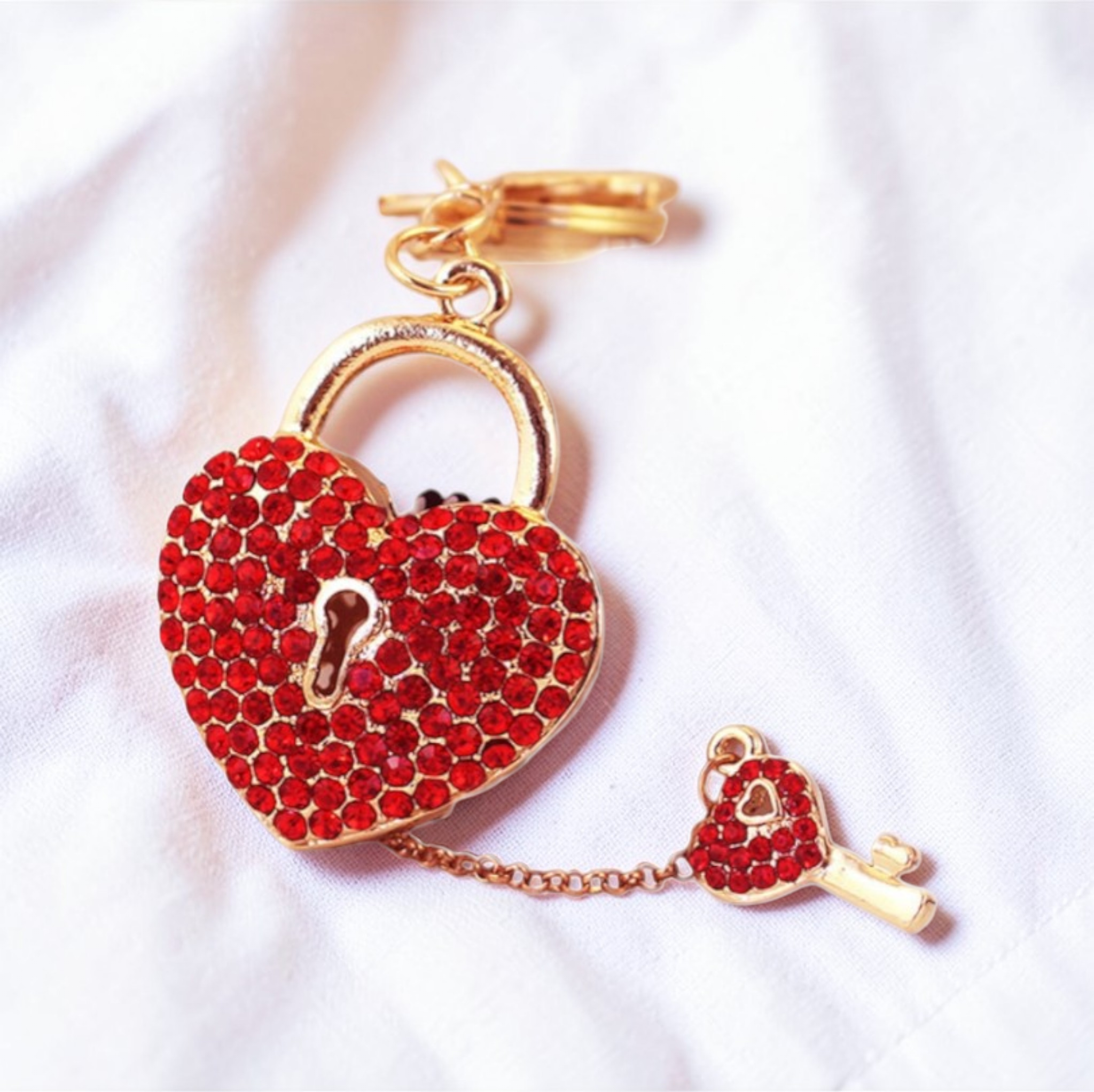 Crystal Heart locket keychain -(2 color options)